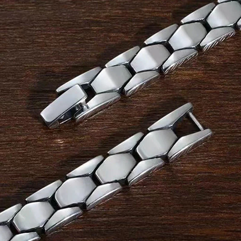 Braccialetto curativo con motivo a testa di tigre in Buddha Stones - Image 5