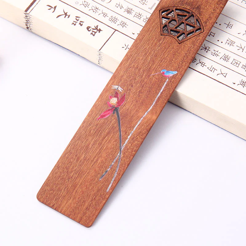 Buddha Stones 4 pezzi Quattro stagioni prugna orchidea bambù crisantemo maschera dell'opera di Pechino segnalibri in legno con scatola regalo - Image 7