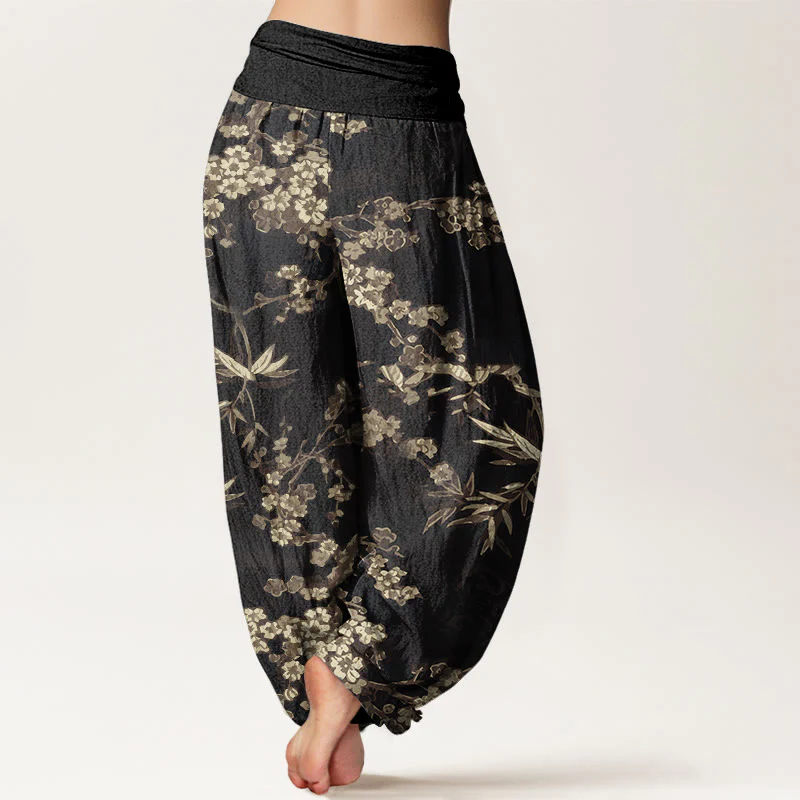 Pantaloni harem da donna con elastico in vita, in cotone bianco con motivo floreale Sakura, modello Buddha Stones - Image 10